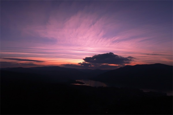 逗比点的情侣网名(220个)