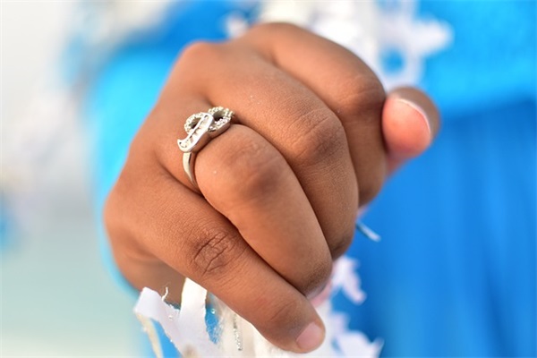 家人团聚的幸福的句子摘录157句