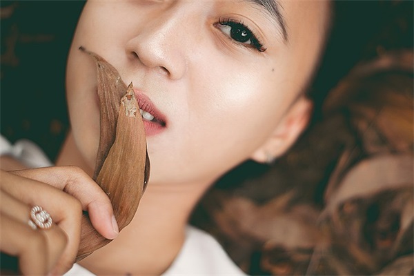 有关桃花的伤感句子