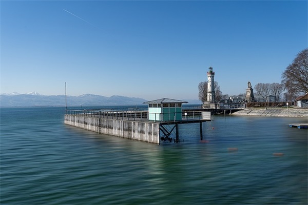 描写春天的好段落79句