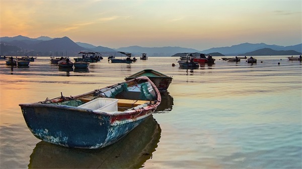 关于逗人开心的句子收藏60条