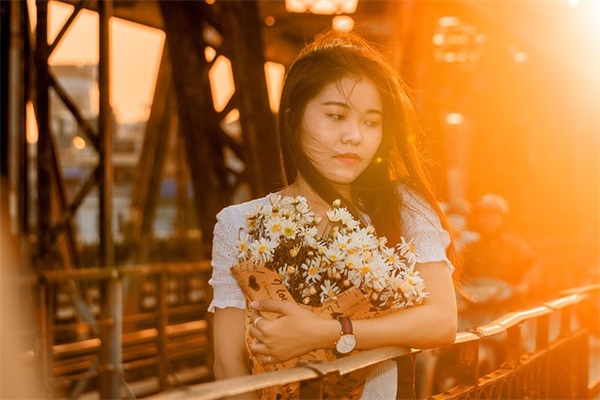夸奖男人的话 赞美男人的句子
