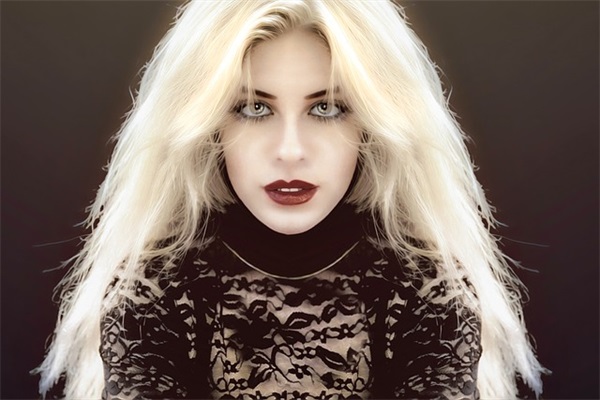 简洁明了优美句子摘抄全集(五年级优美句子摘抄大全集)