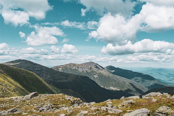 8个字的组训口号-64句